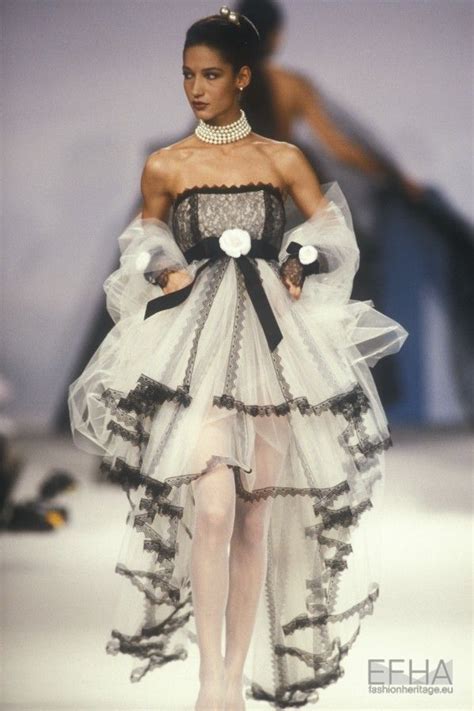 chanel 1980 fashion|Chanel spring summer 1990 couture.